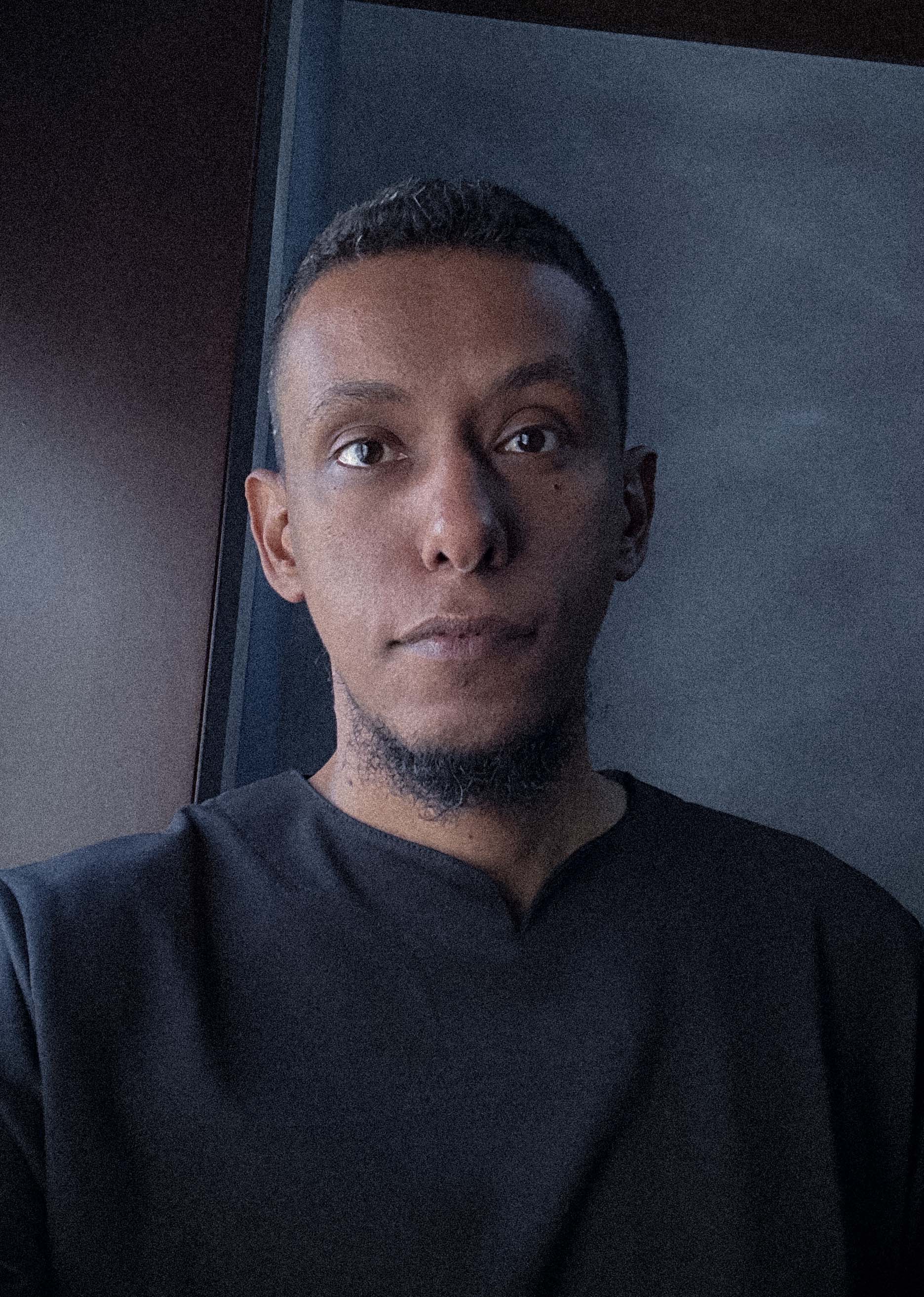 رفيق - مصمم جرافيك